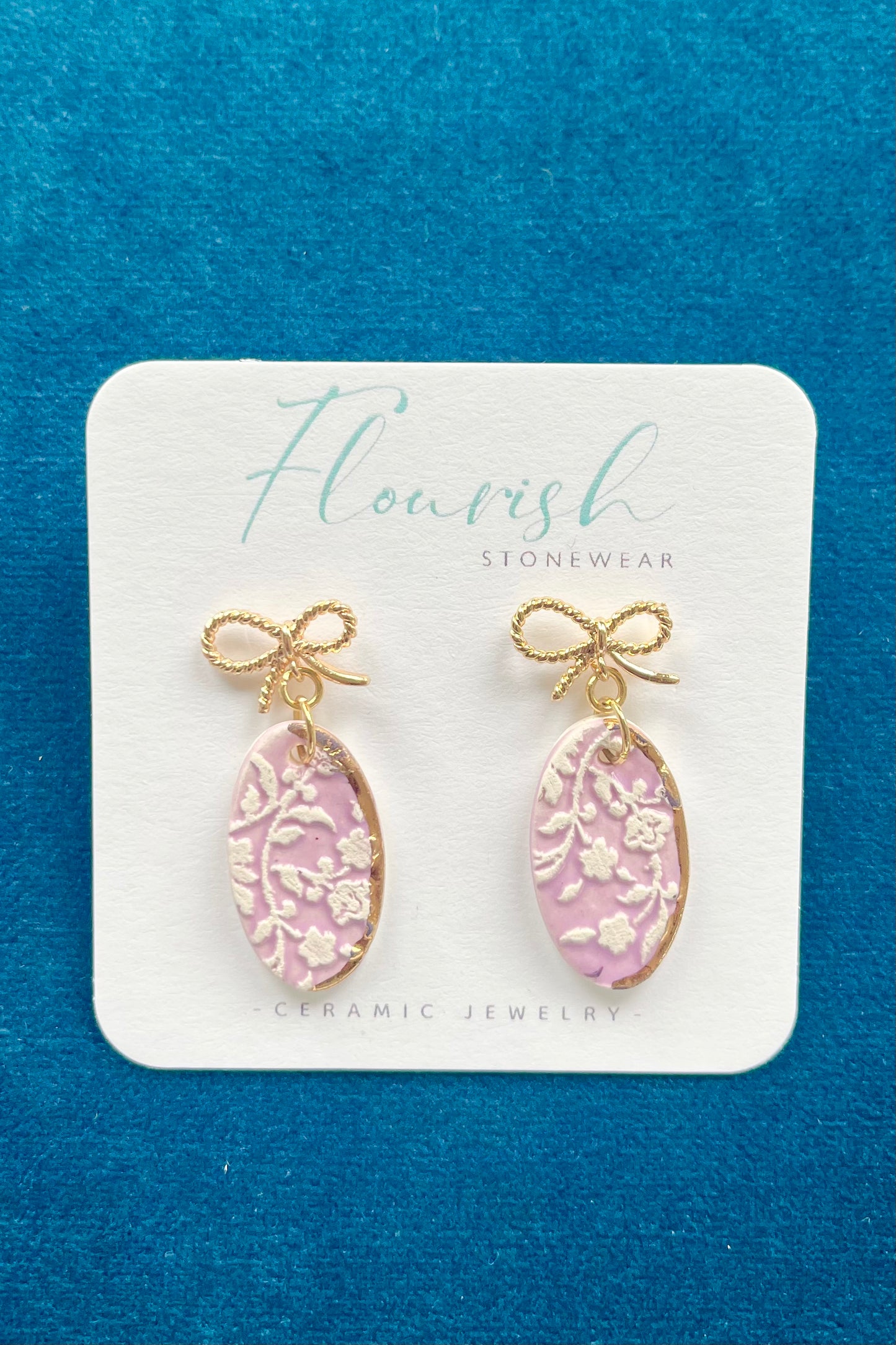 Oval Imprint Bow Dangle