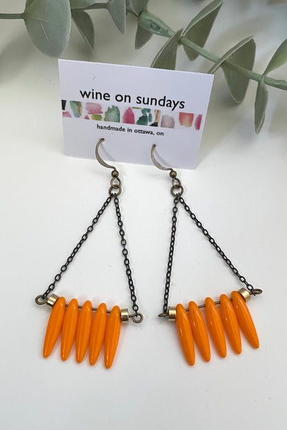 Evelyne Dangles