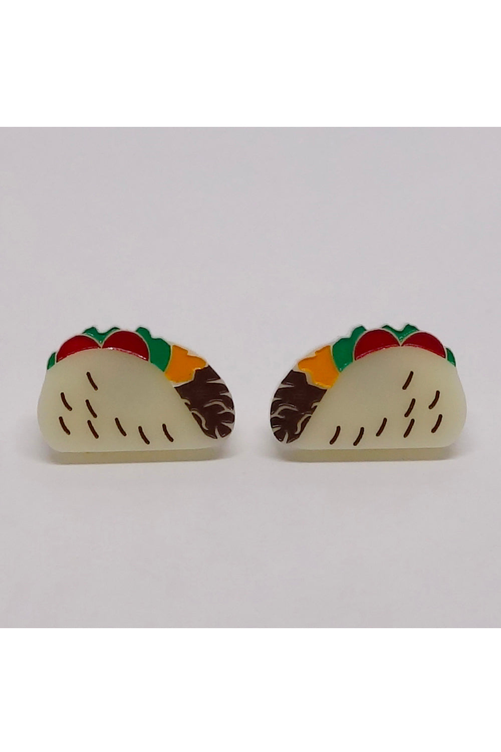 Lili0839 Taco Stud Earrings